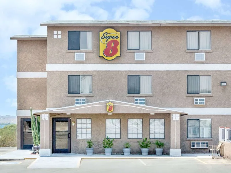 Super 8 Motel - Lake Havasu City · Anbieterbild von TUI