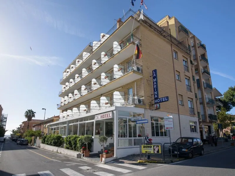 Hotel La Marina · Anbieterbild von TUI