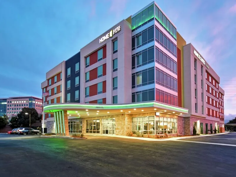 Home2 Suites by Hilton San Francisco Airport North · Anbieterbild von TUI