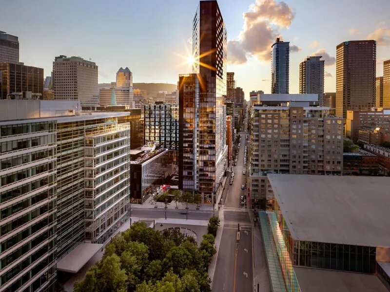 Humaniti Hotel Montreal Autograph Collection · Anbieterbild von TUI