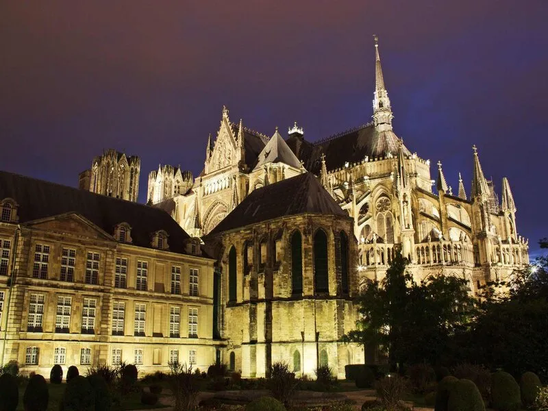 B&B HOTEL Reims Centre Erlon · Anbieterbild von TUI