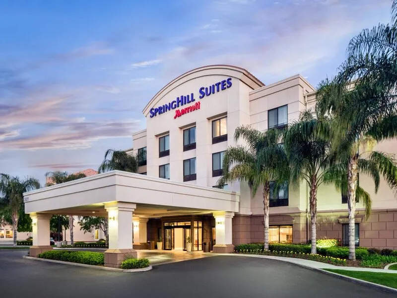 SpringHill Suites Bakersfield · Anbieterbild von TUI
