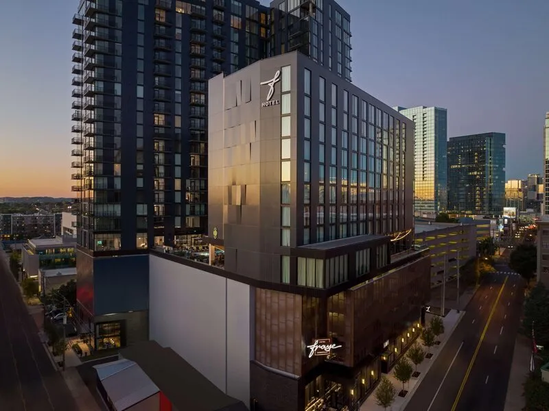 Hotel Fraye Nashville Midtown, Curio Collection by Hilton · Anbieterbild von TUI