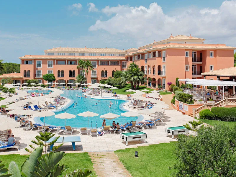 Grupotel Macarella Suites und Spa · Anbieterbild von TUI