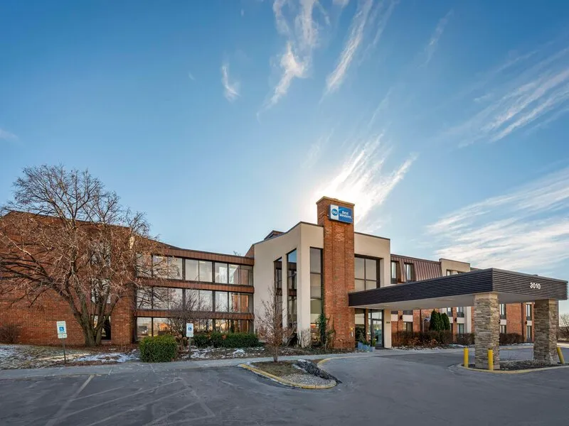 Best Western Chicago - Downers Grove · Anbieterbild von TUI