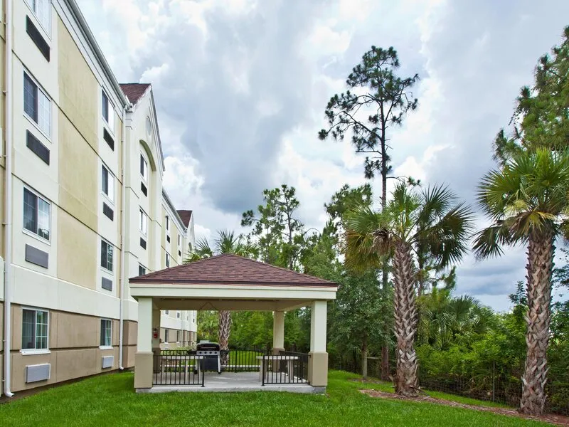 Candlewood Suites Ft Myers I-75 · Anbieterbild von TUI