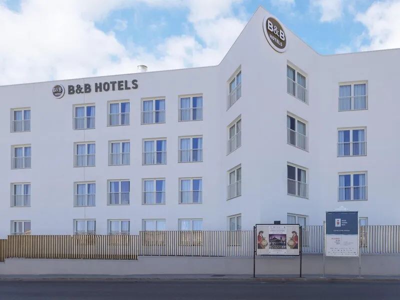 B&B HOTEL Sassari · Anbieterbild von TUI